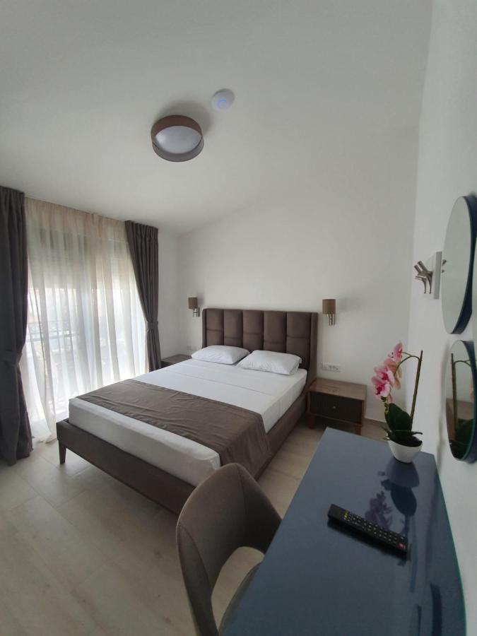 Apartments Boreta Budva Luaran gambar