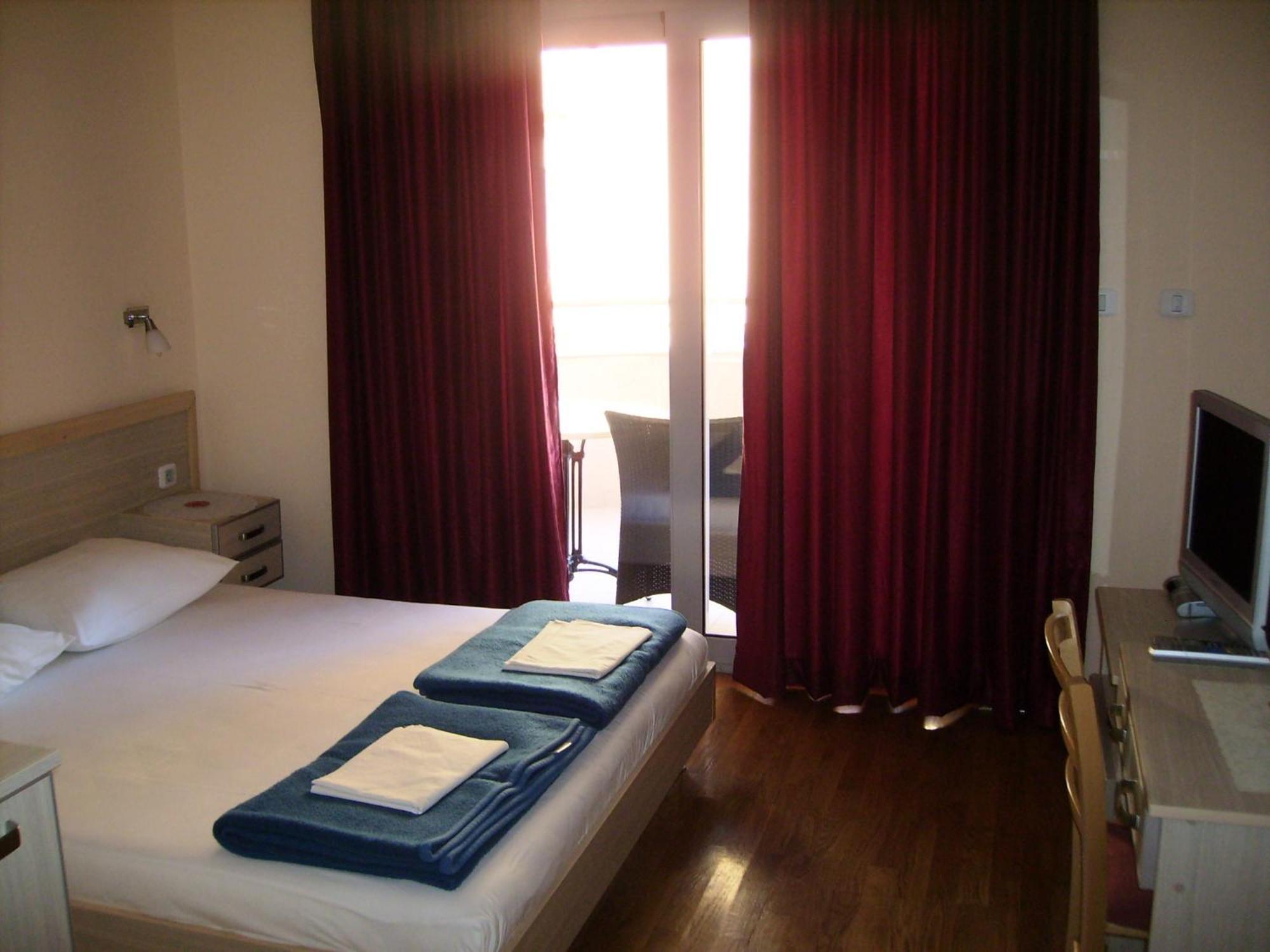 Apartments Boreta Budva Luaran gambar