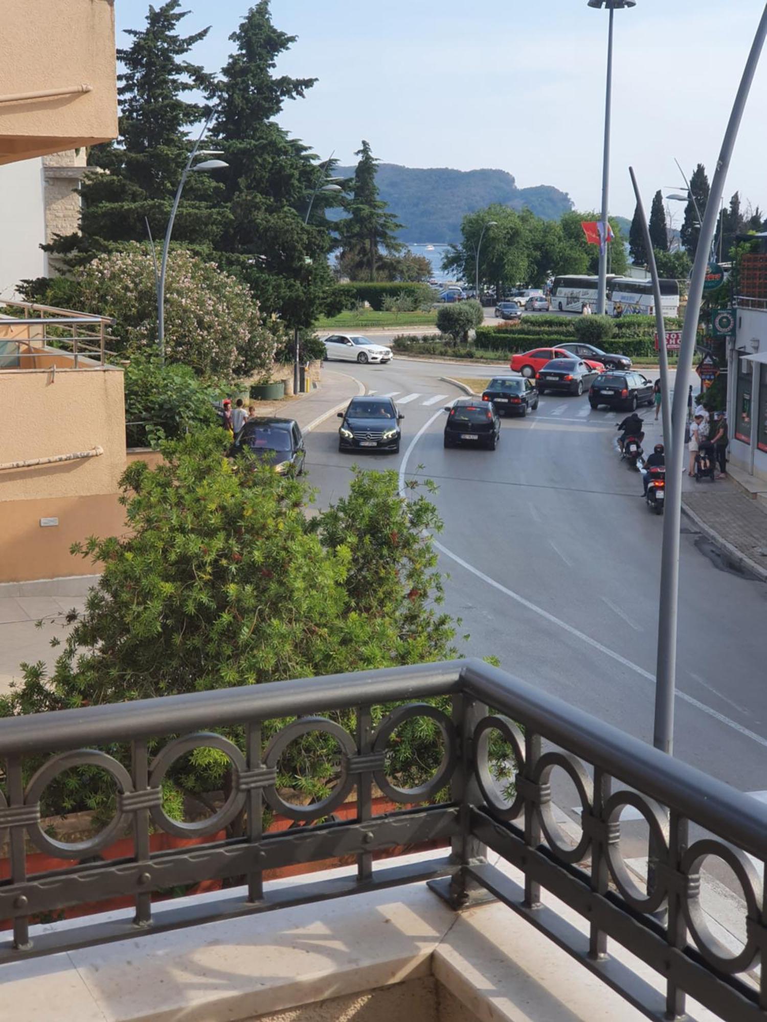 Apartments Boreta Budva Bilik gambar
